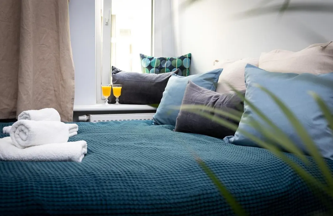 Barbacan Suites - Old Town Apartments - By Upstairs-1